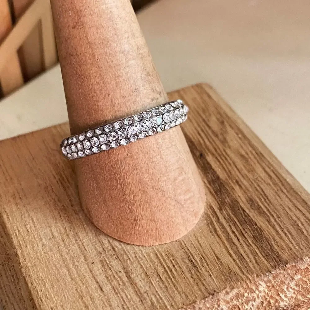 High polished Stainless Steel Ring with Top Grade Crystal in Clear